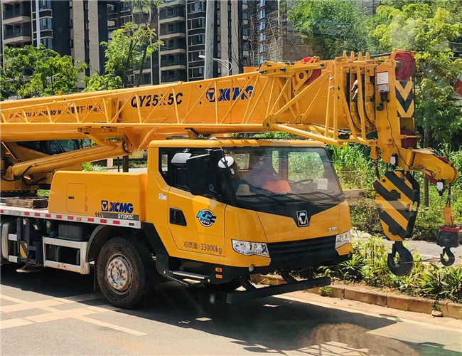 内黄县大件设备吊装租赁吊车